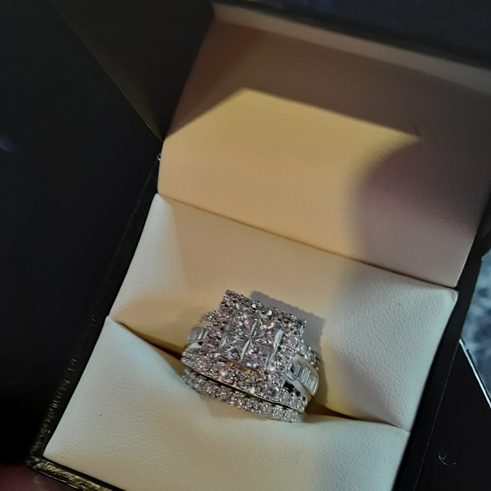Zales 5ct14kwg princess cut diamond engagement rin